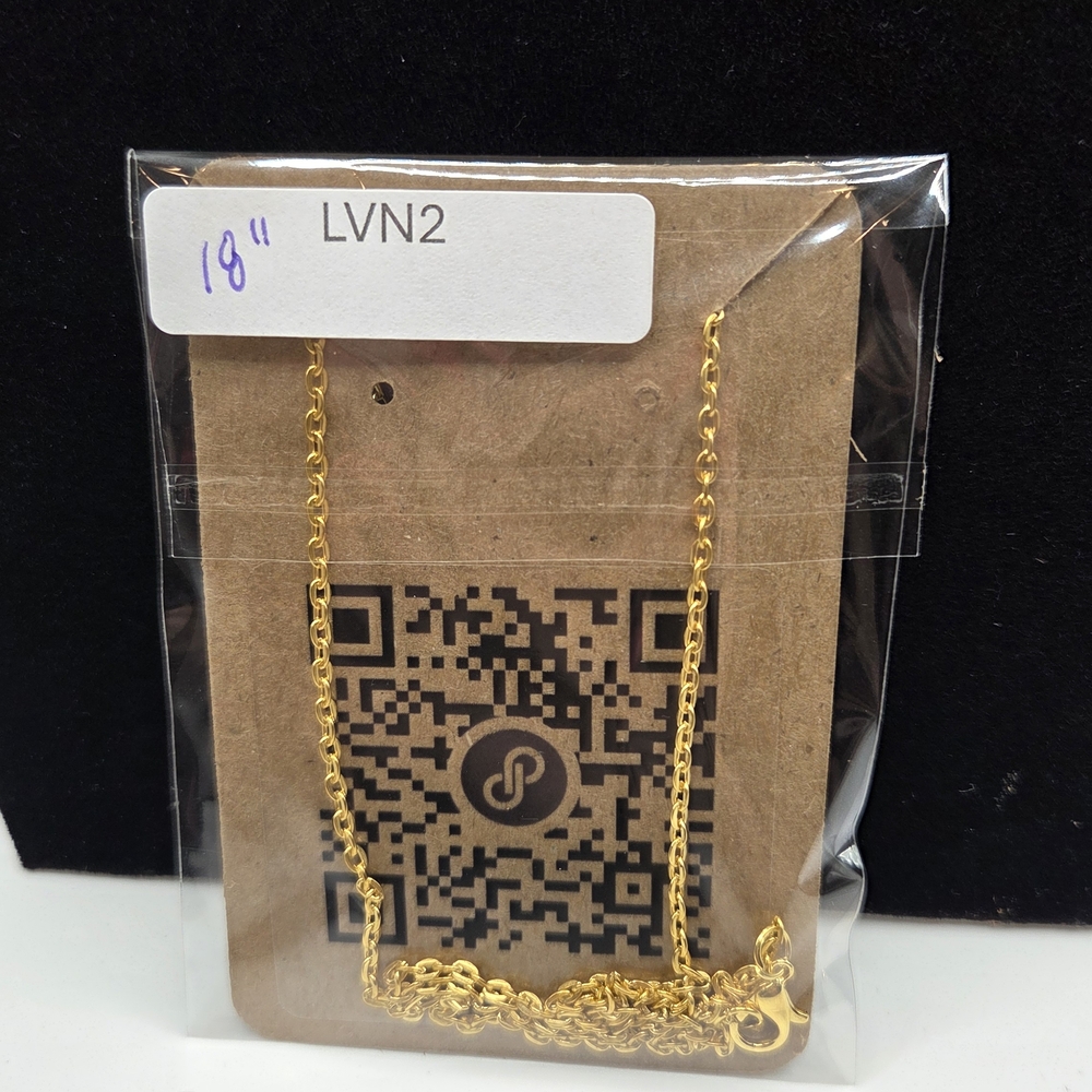 Gold Pendant Necklace with Hat Charm - Picture 4 of 5